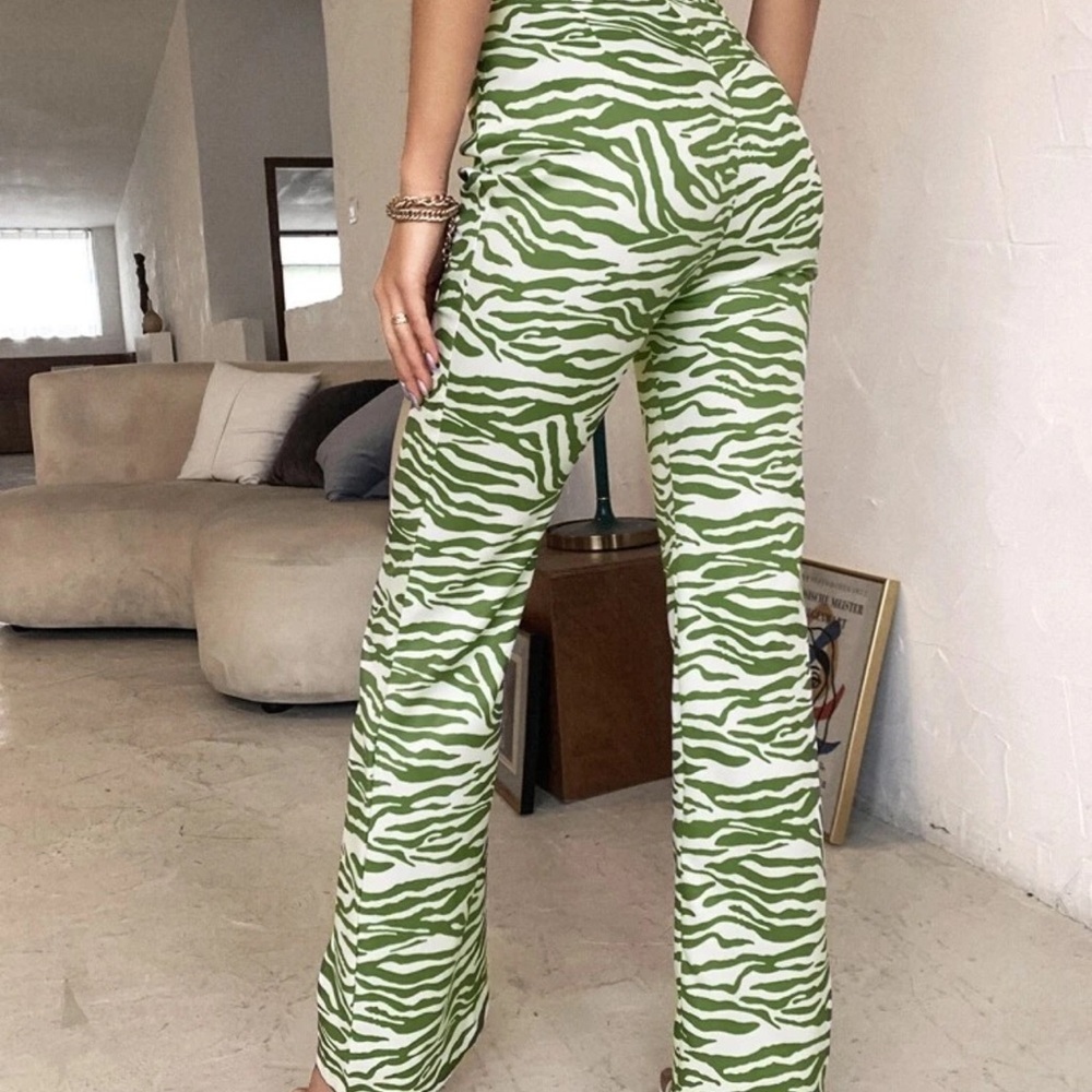 Zebra print high waisted flare pants in green | Small | NWOT - Picture 4 of 4